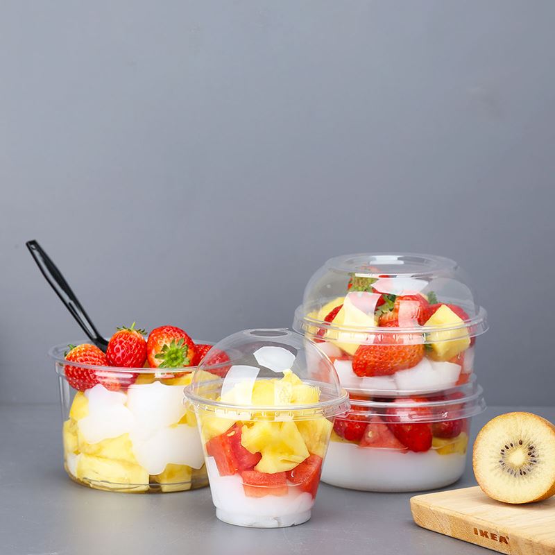 Salatschüsseln aus Kunststoff